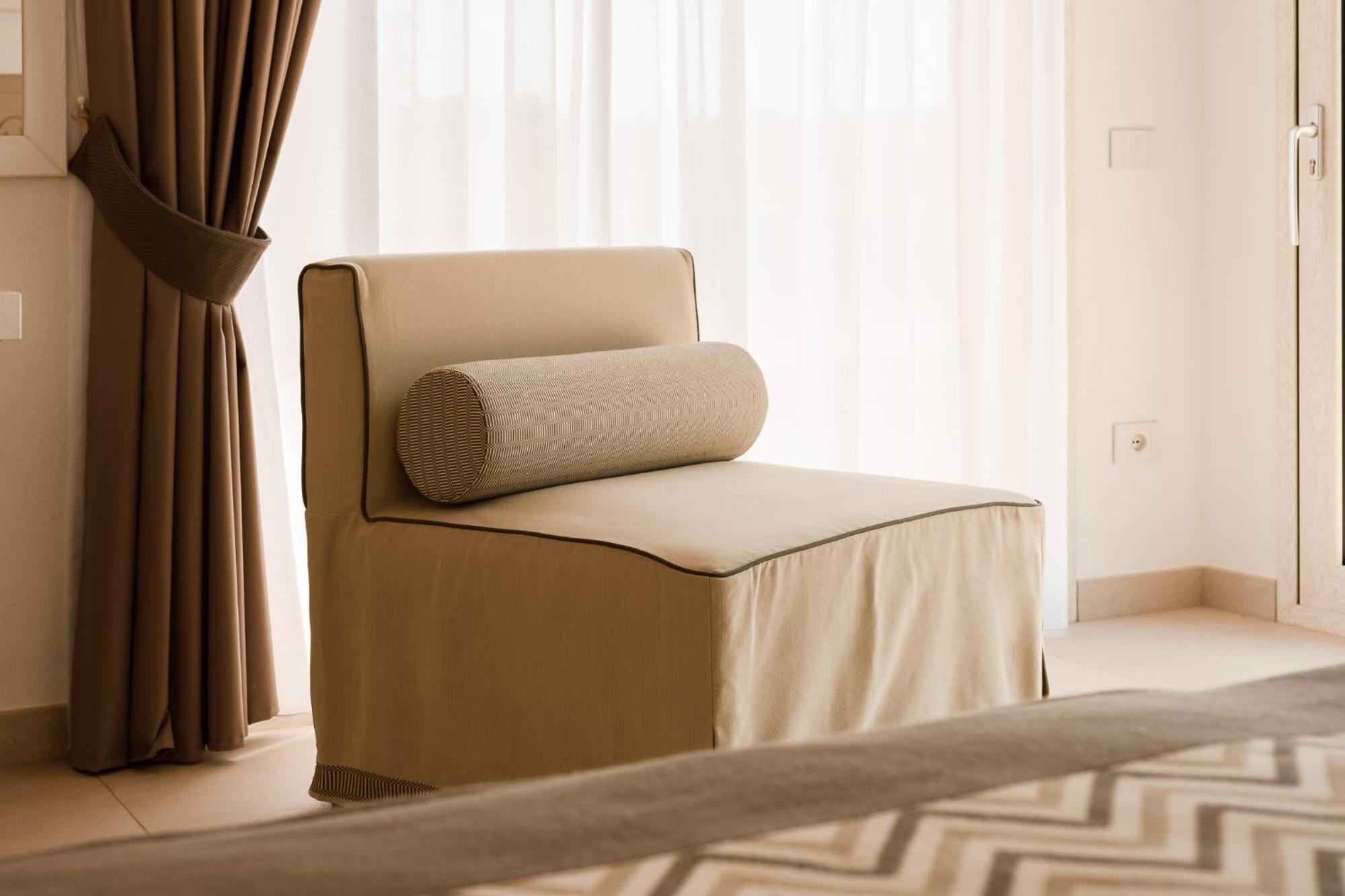 La Vinia Bed&Wine Experience - Adults Only Villa Sassari Kamer foto